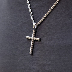 Twisted Rope Cross Pendant + 2MM Rope Chain Bundle in White Gold