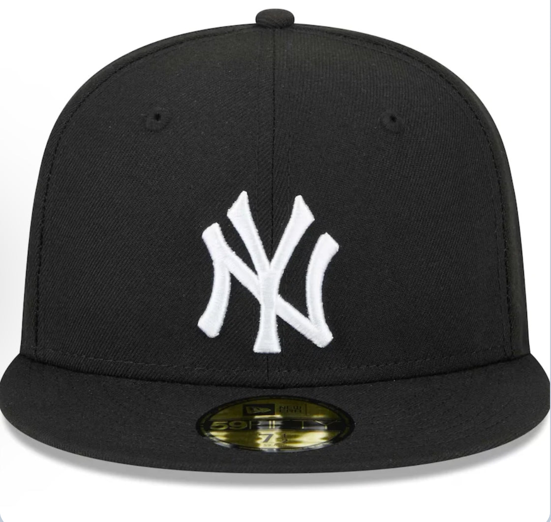 NEW YORK YANKEES SIDEPATCH 2000 WORLD SERIES 59FIFTY FITTED HAT - BLACK/ WHITE