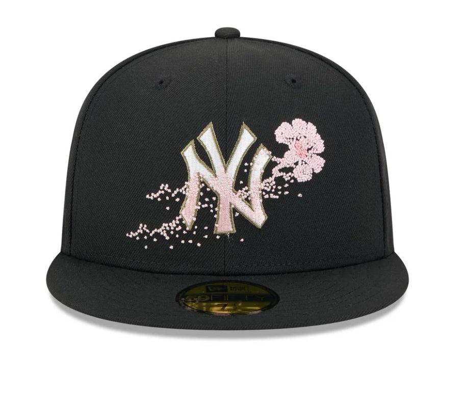 New York Yankees Dotted Floral 59FIFTY Fitted