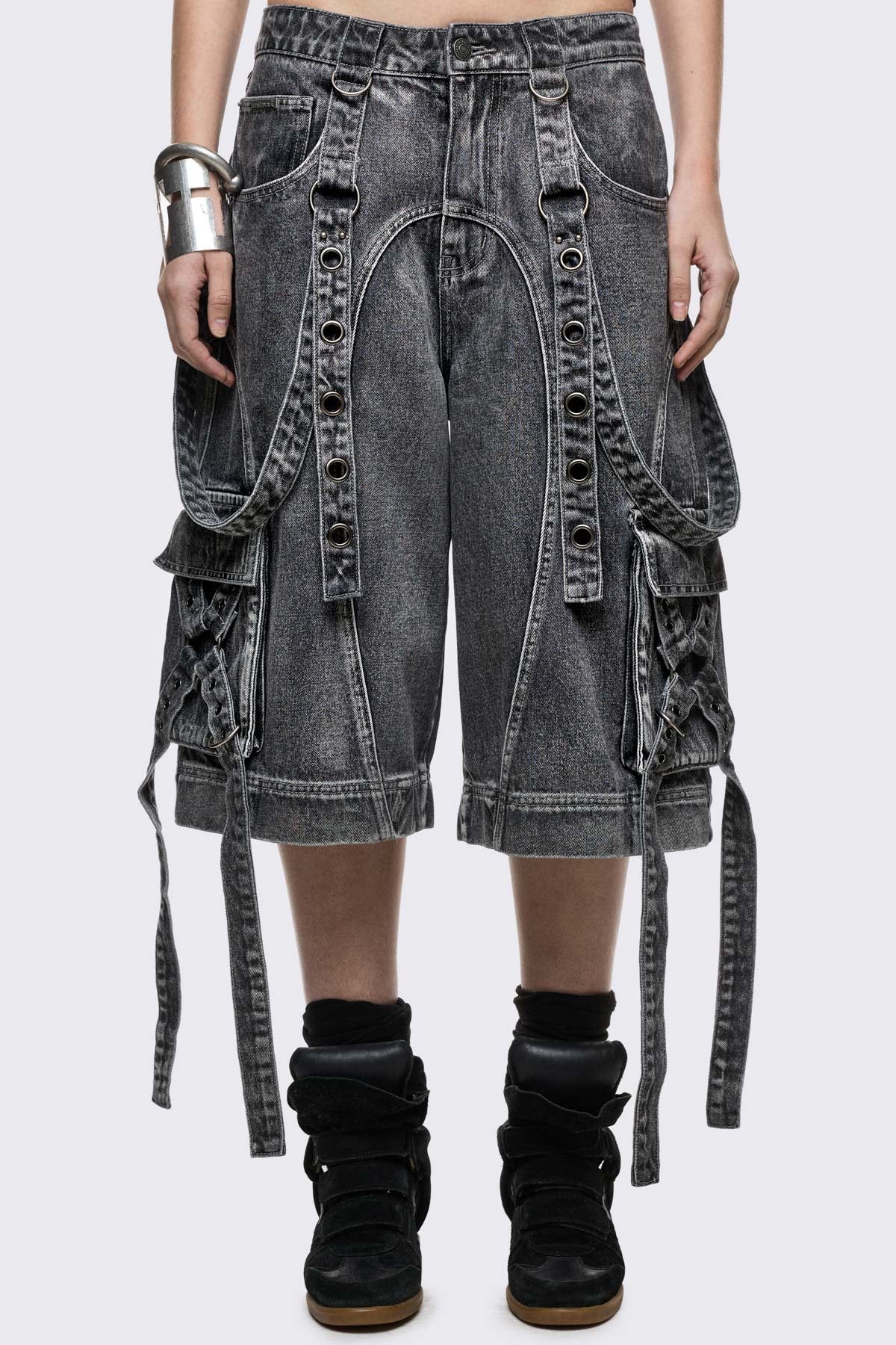 Trek Grey Washed Cargo Jorts